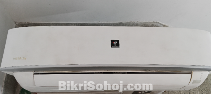 sharp j tech 1.5 Ton non inverter AC sell hobay